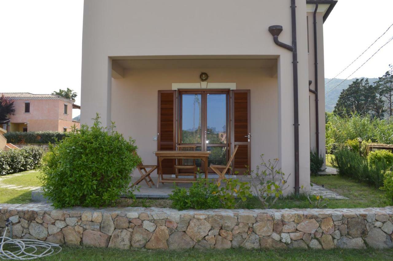 Guest Rooms Affittacamere San Teodoro  Eksteriør billede